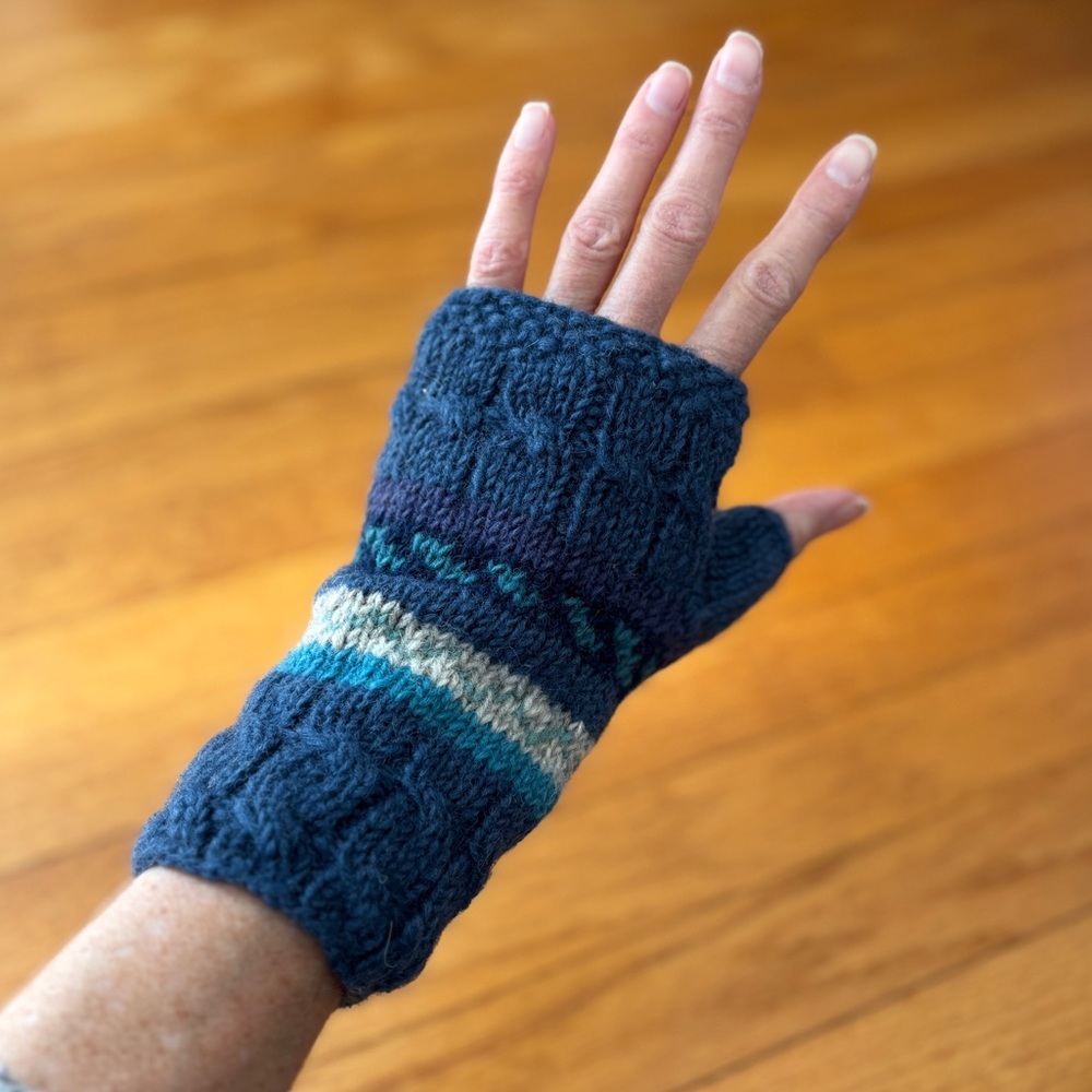 Blue Knit Fingerless Gloves
